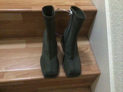 Jeffrey Campbell Dauphin Olive Neoprene Platform Boots size  display picture 3