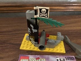 Vintage Lego System Set 1492 Battle Cove - 100% Complete - w/Instructions