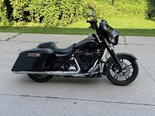 2017 HARLEY-DAVIDSON FLHXS STREET GLIDE SPECIAL
