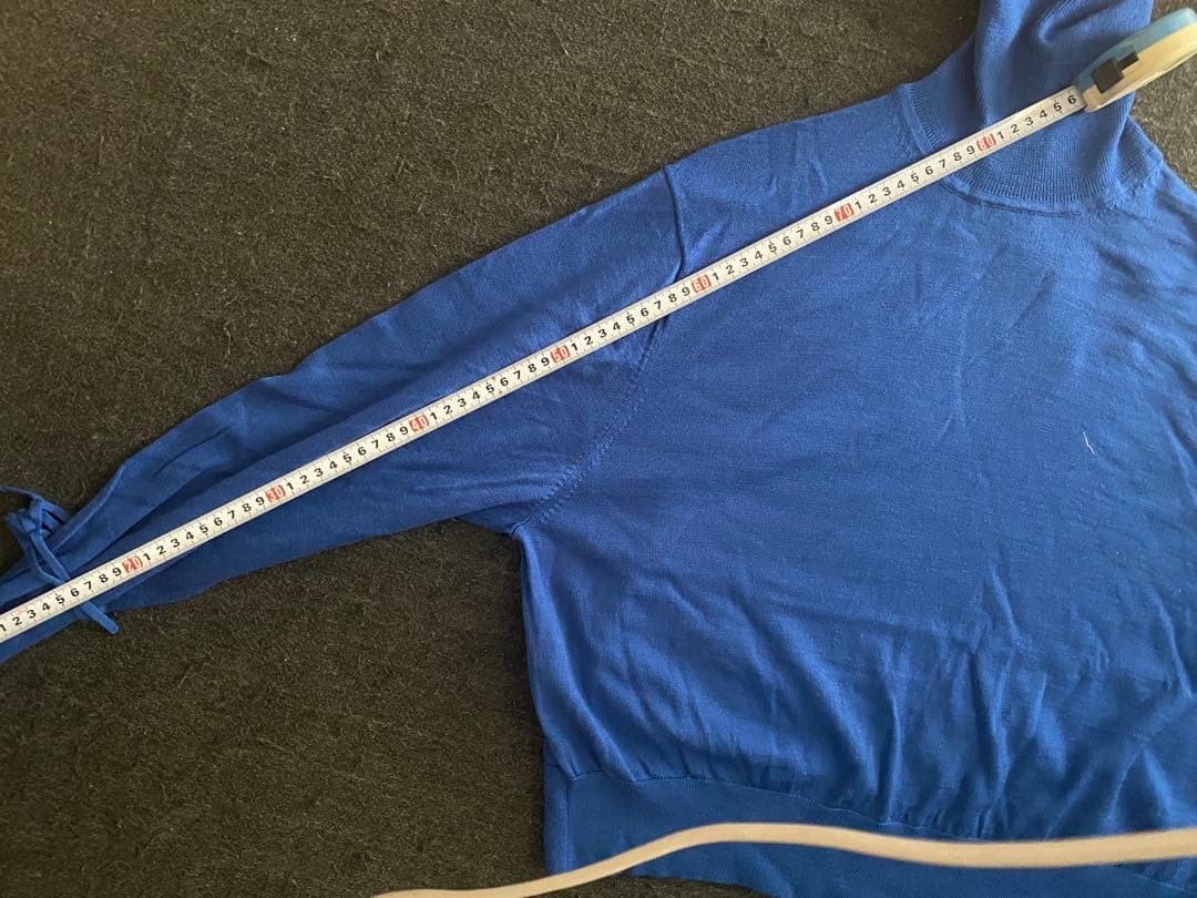 UNIQLO x J.W.Anderson Blue Turtleneck Sweater M with Ribbon Sleeves thumbnail 8
