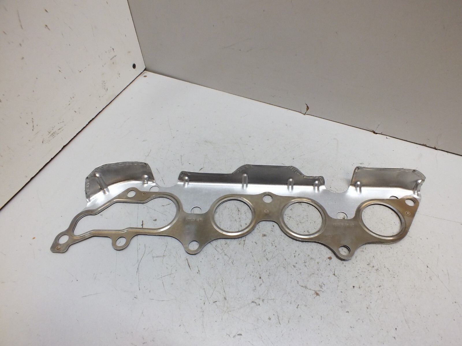 NEW OEM 0511 20052011 FORD FOCUS EXHAUST MANIFOLD GASKET 6S4Z9448AA