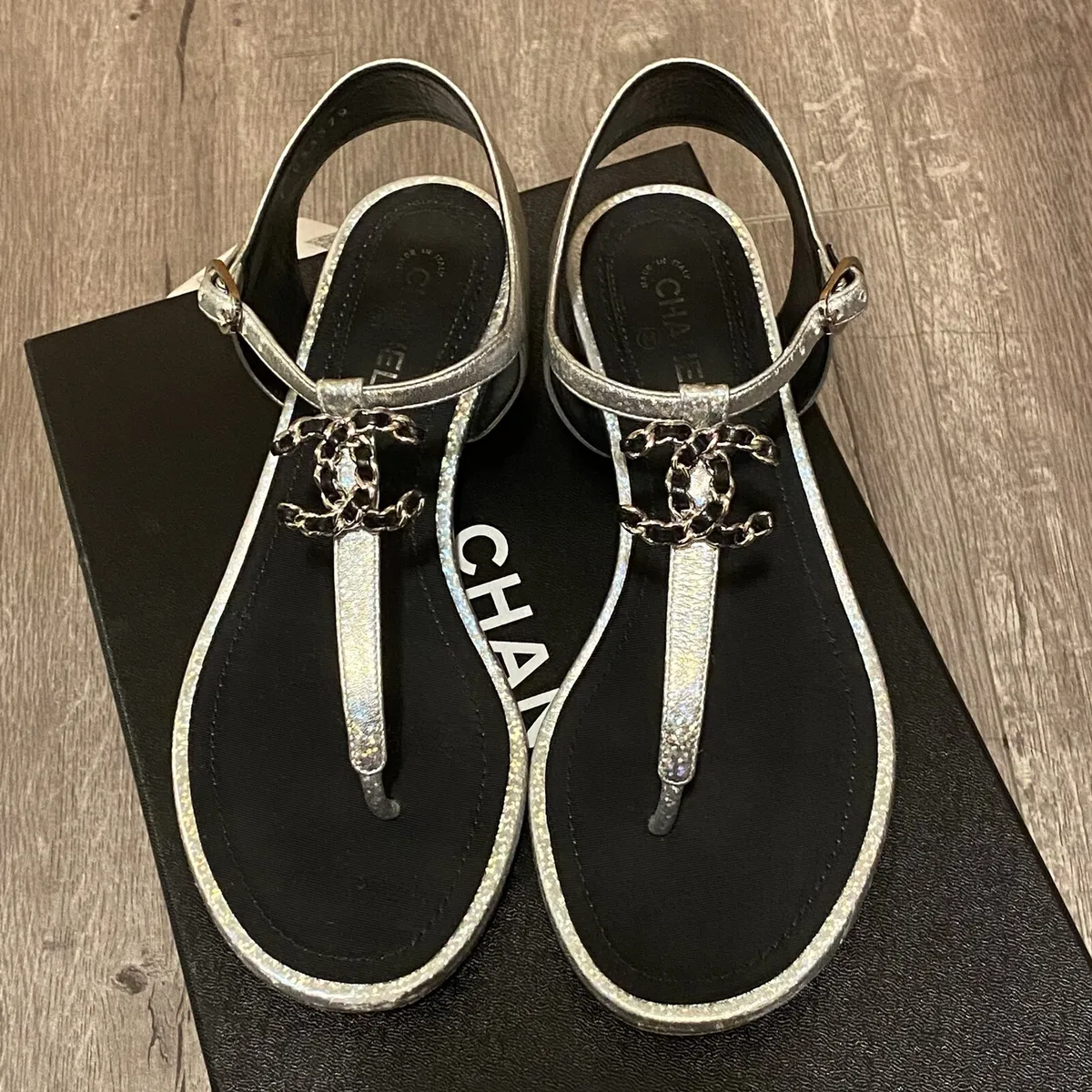 Auth. Chanel silver/black iridescent CC thong sandal EU36.5 US6