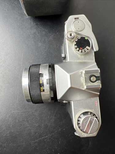Vintage Yashica TL SLR 35mm Film Camera 50mm F2 Lens - Picture 7 of 24