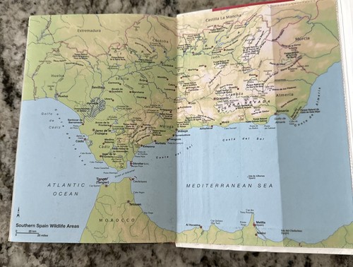 Regional Guides:Insight Guides-Southern Spain:Costa del Sol & Andalucia-VG USED - Picture 12 of 17
