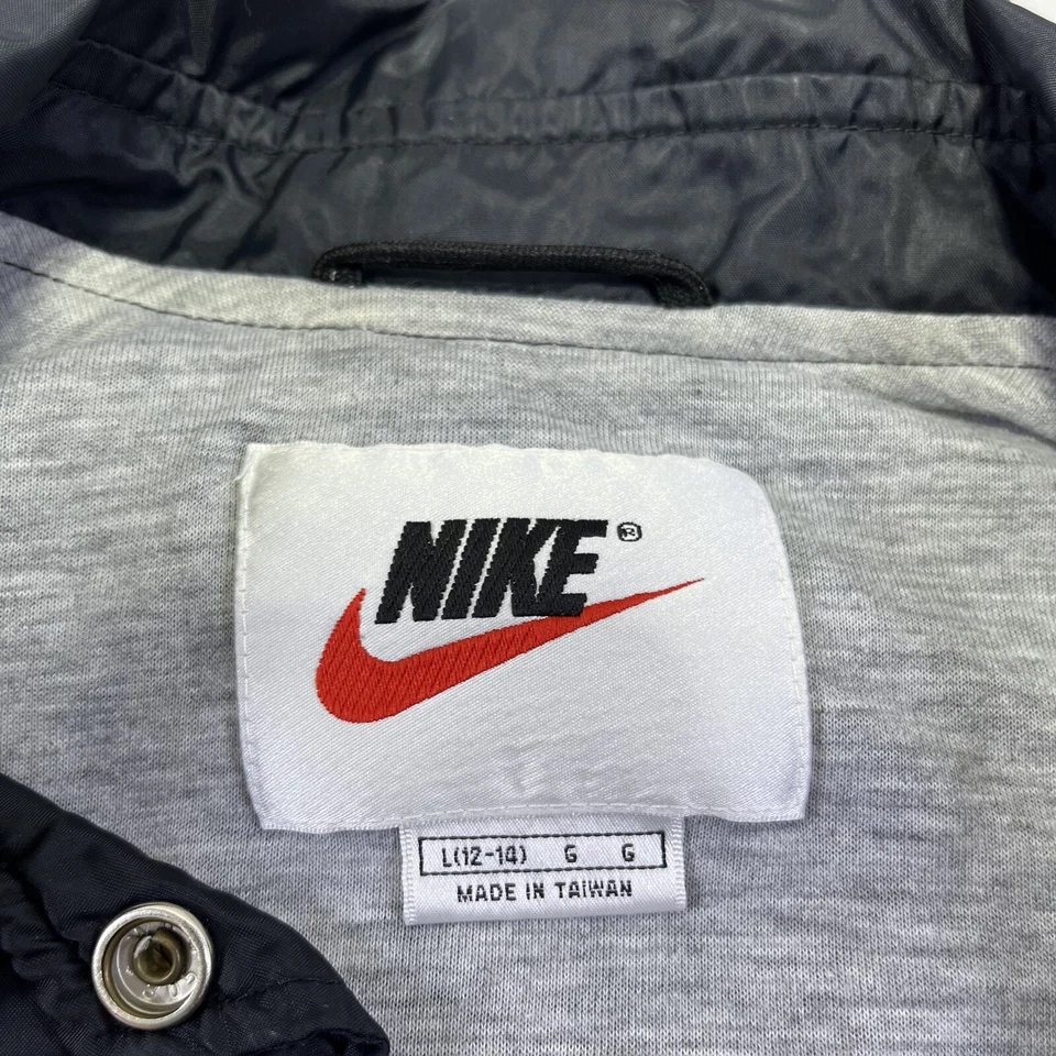 Vintage 90s Nike Size Youth/Adult Large (12-14) Windbreaker Jacket Snap Read - Image 4 of 4