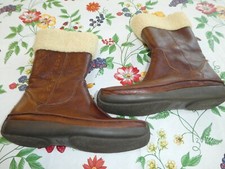 Hush Puppies Women's Brown Leather Boots w/Fleece cuff Side zip 7 M Vintage EUC