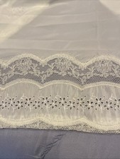Vintage Barbizon Ivory Half Slip Lace Embroidery Details Polyester Taffeta