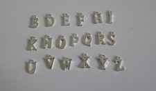 Lot breloques lettres
