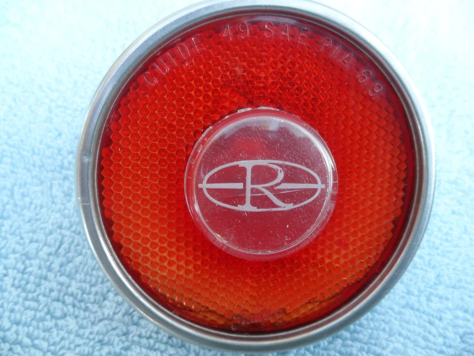 1969-1970 BUICK RIVIERA REAR SIDE MARKER LAMP /LIGHT NICE ORIGINAL GM - Image 4 of 4