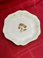 ROYAL COPENHAGEN BROWN IRIS CAKE DISH # 9458. EXCELLENT CONDITION!