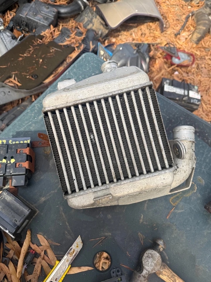 90-94 Eclipse Talon Laser 1G OEM STOCK INTERCOOLER MONTAJE LATERAL Foto 2 de 2