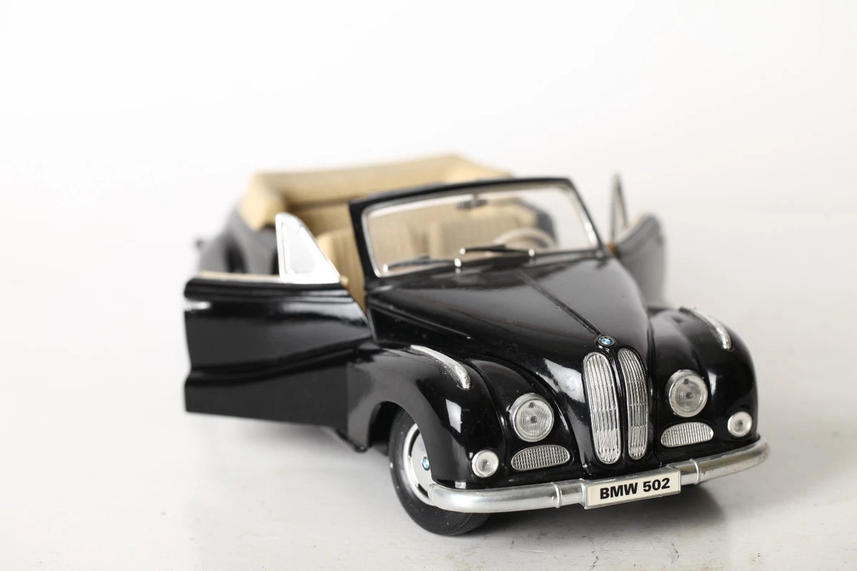 Voiture Miniature BMW 502 Noire 1955 - Maisto échelle 1/18, Occasion Sans Boîte
