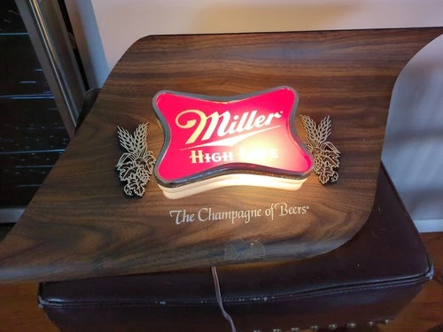 Vintage Miller High Life ~ Champagne of Beers ~ Lighted Sign ~ Working