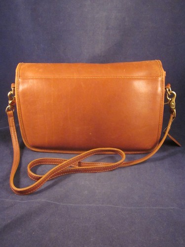COACH Leather Purse 0483-393 British Tan Color Made USA VINTAGE 1970s EXCELLENT - Picture 7 of 13