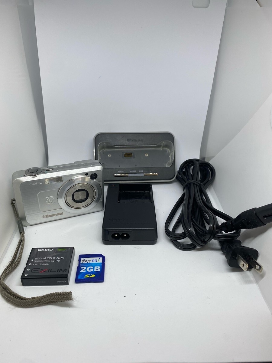 Casio Exilim EX Z750 7.2 MegaPixel Digital Camera | eBay Casio Exilim EX Z750 7.2 MegaPixel Digital Camera | eBay
