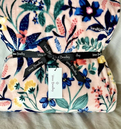 Vera Bradley Kuschelige PLÜSCH Überwurf Decke PARADIES KORALLE FLORAL PFIRSICHFARBEN NEU MIT ETIKETT VERSIEGELT - Bild 5 von 7