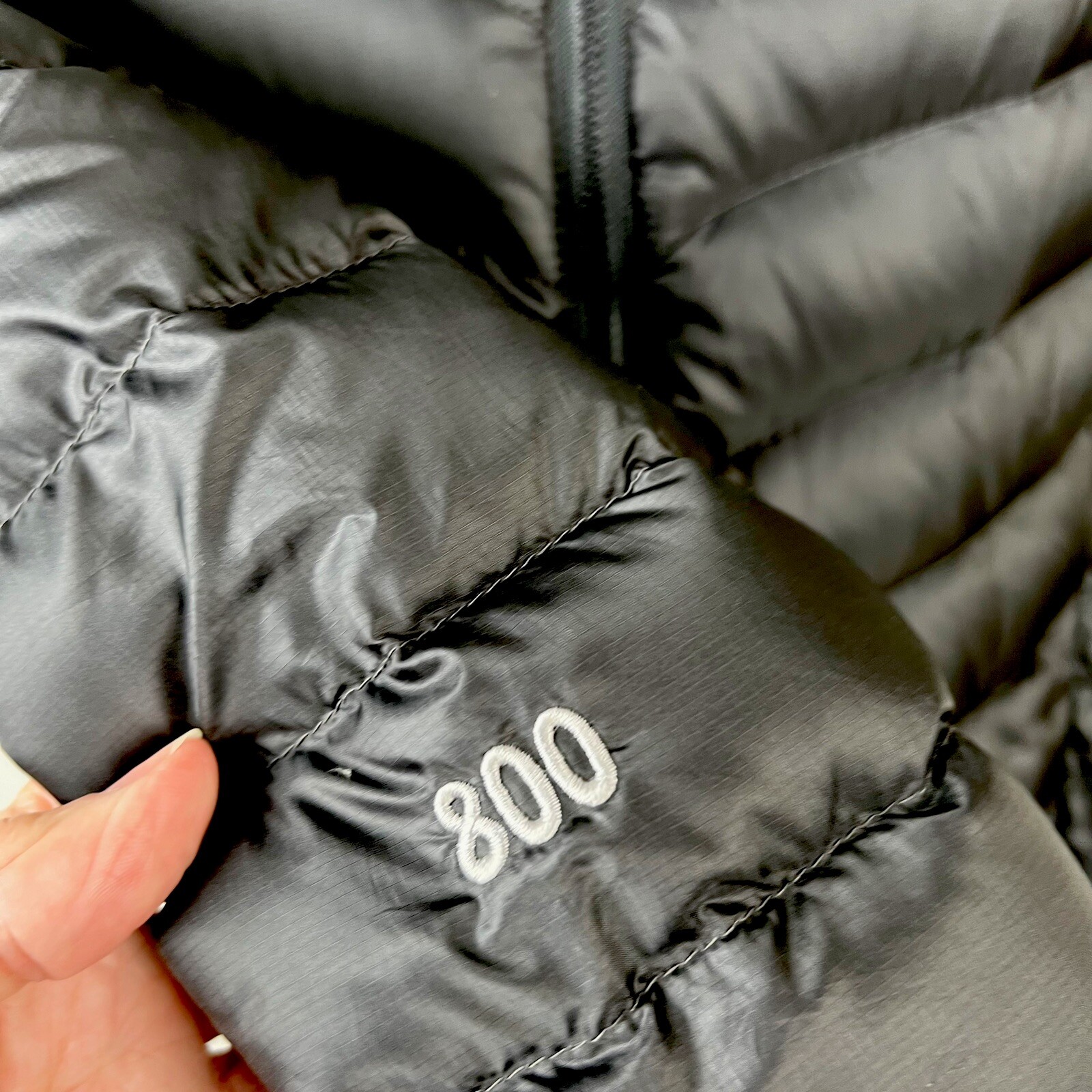 The North Face Thunder Down Jacket Ultralightweig… - image 8