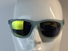 Goodr Sunbathing With Wizards Blue Polarized Sunglasses Og 53-12-151