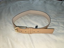 Express Women's Beige Basic Belt Size M Regular Solid Adjustable Buckle