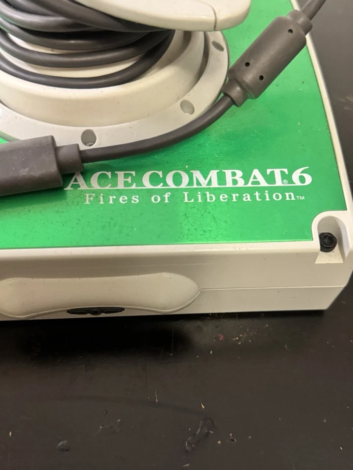 Controlador Ace Combat 6 Fires of Liberation Ace-Edge Flight Stick para Xbox 360 Foto 2 de 3