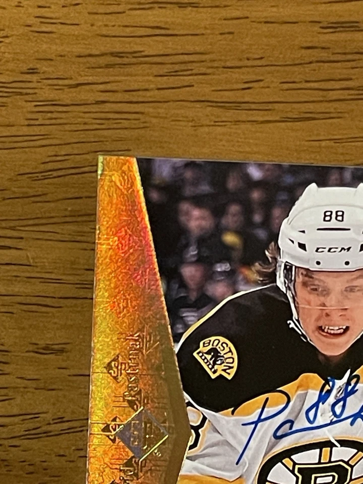 David Pastrnak 2014-15 SP Authentic auto rc - Image 3 of 3