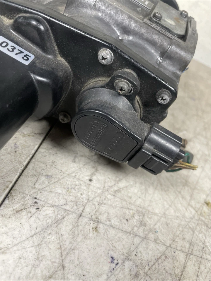 Cuerpo del acelerador 98-05 Lexus GS300 SC300 IS300 22030-46120 OEM Foto 4 de 4