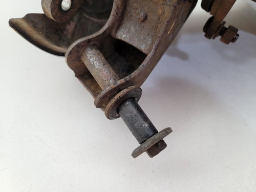 1982-1985 Toyota Celica GTS Supra drivers left rear suspension control arm - Picture 7 of 13