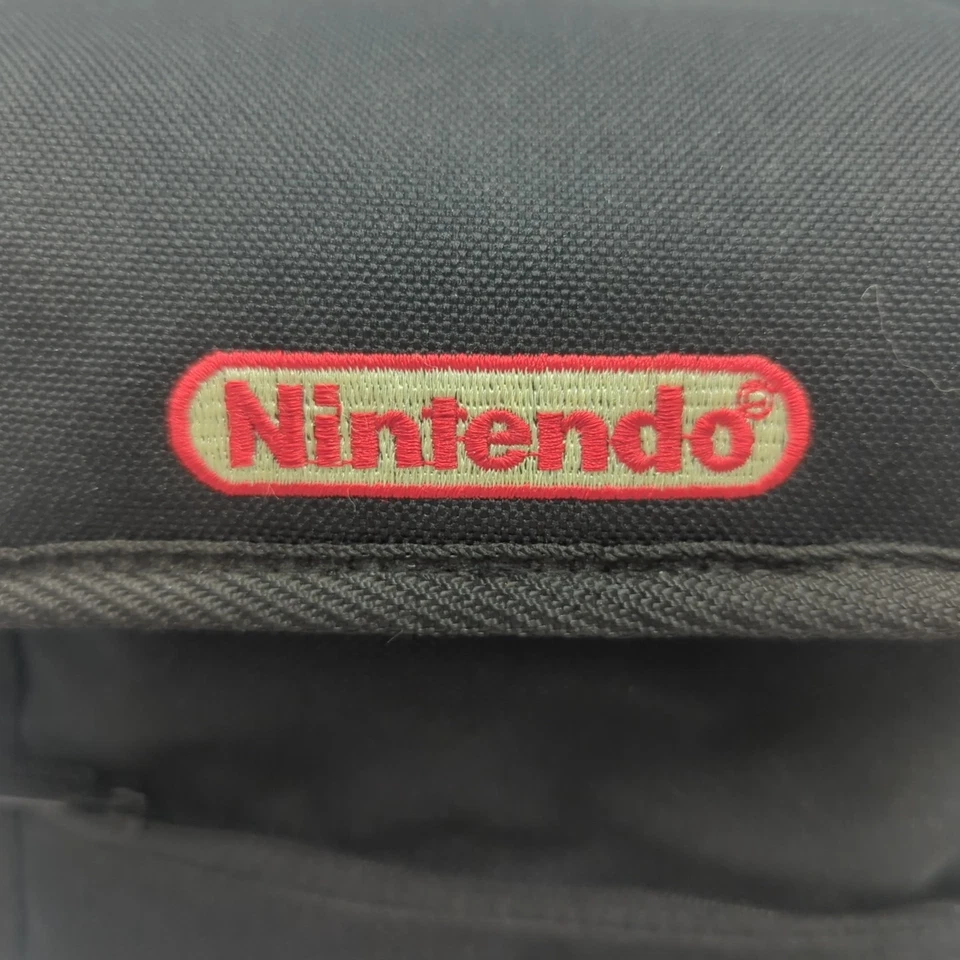官方任天堂 64 品牌衬垫手提箱旅行包 N64 复古 — 第 2/4 张图片