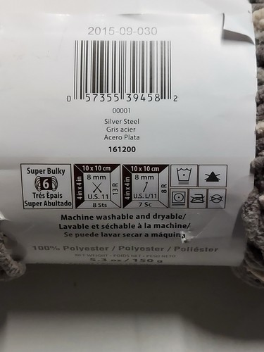 Bernat Blanket Yarn - SILVER STEEL 5.3 oz ea. Set of two - Picture 5 of 6