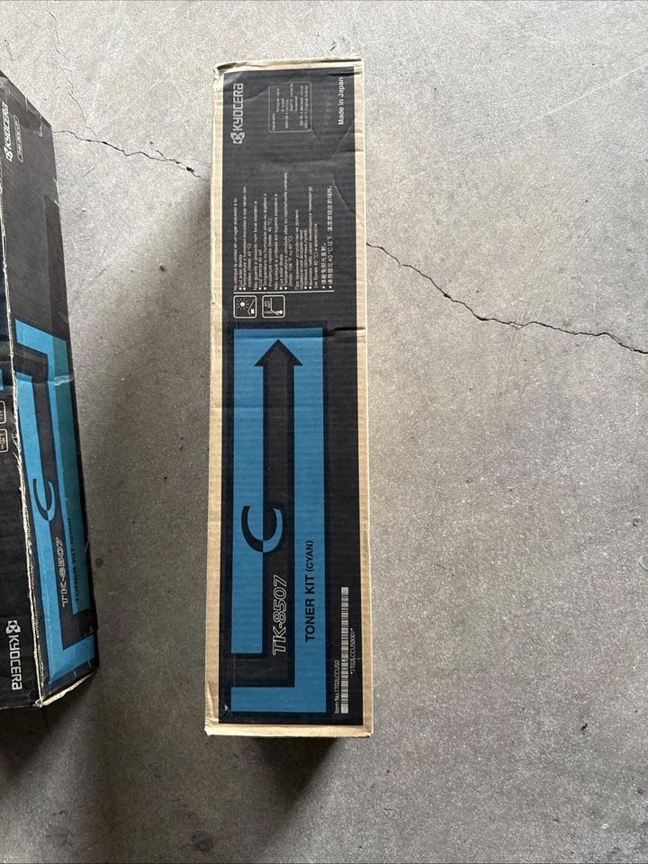 Kit de cartucho de tóner cian Kyocera Tk-8507C 1T02LCCUS0 4551ci 5550ci 5551ci Foto 4 de 4