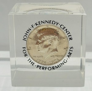 John F. Kennedy Performing Arts Center Bicentennial HALF DOLLAR Embedded/NO MINT