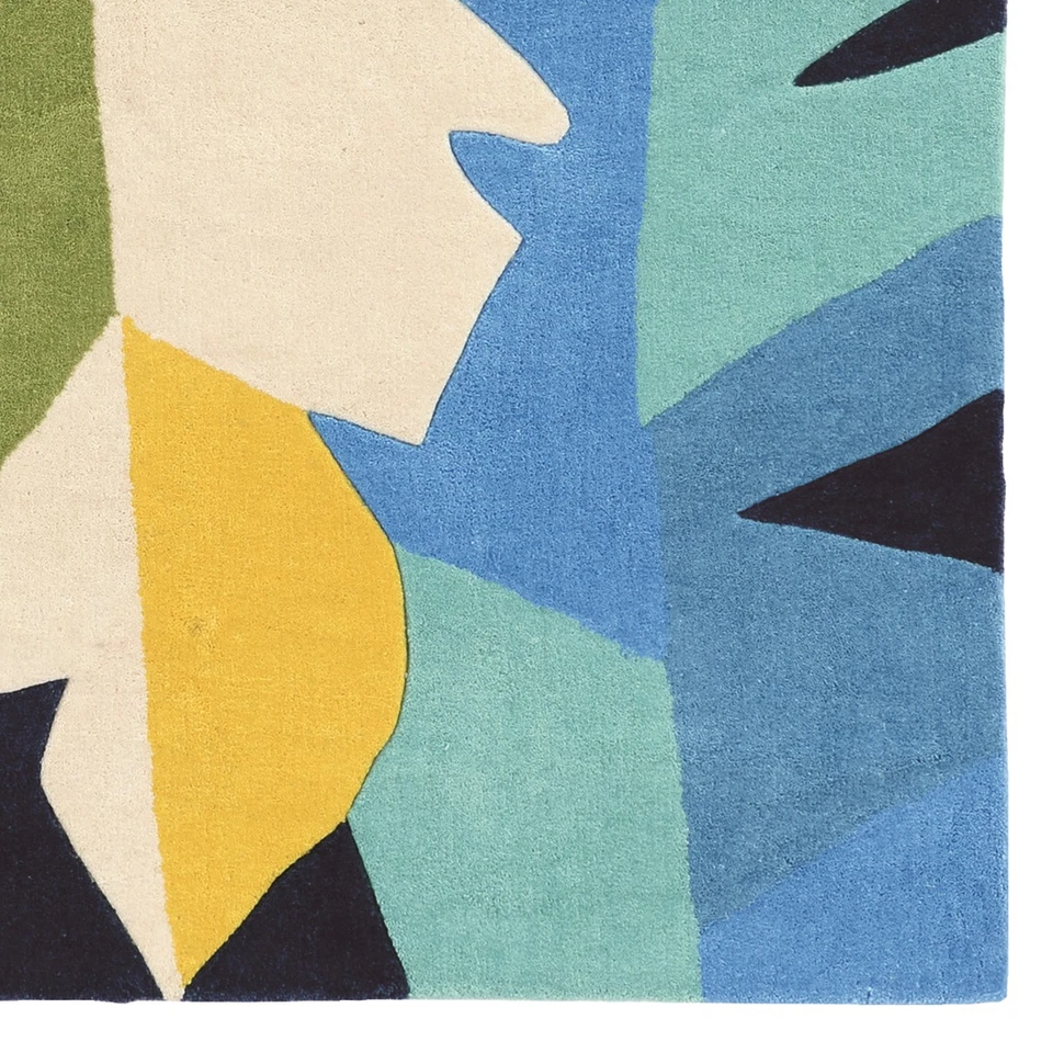 Linon Trio Tropic Hand Tufted Polyester 1'10"x2'10" Rug in Blue - Image 3 of 4