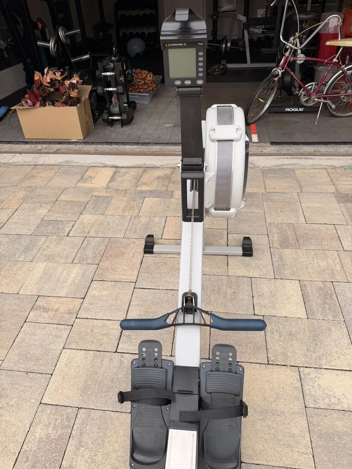 Máquina de Remo Interior Concept2 RowErg Modelo D con Monitor PM5 - Uso Muy Ligero Foto 4 de 4