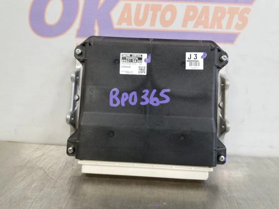 13 2013 Toyota Tacoma 2,7 L cambio manual ECM módulo de control del motor 8966104J00 Foto 4 de 4