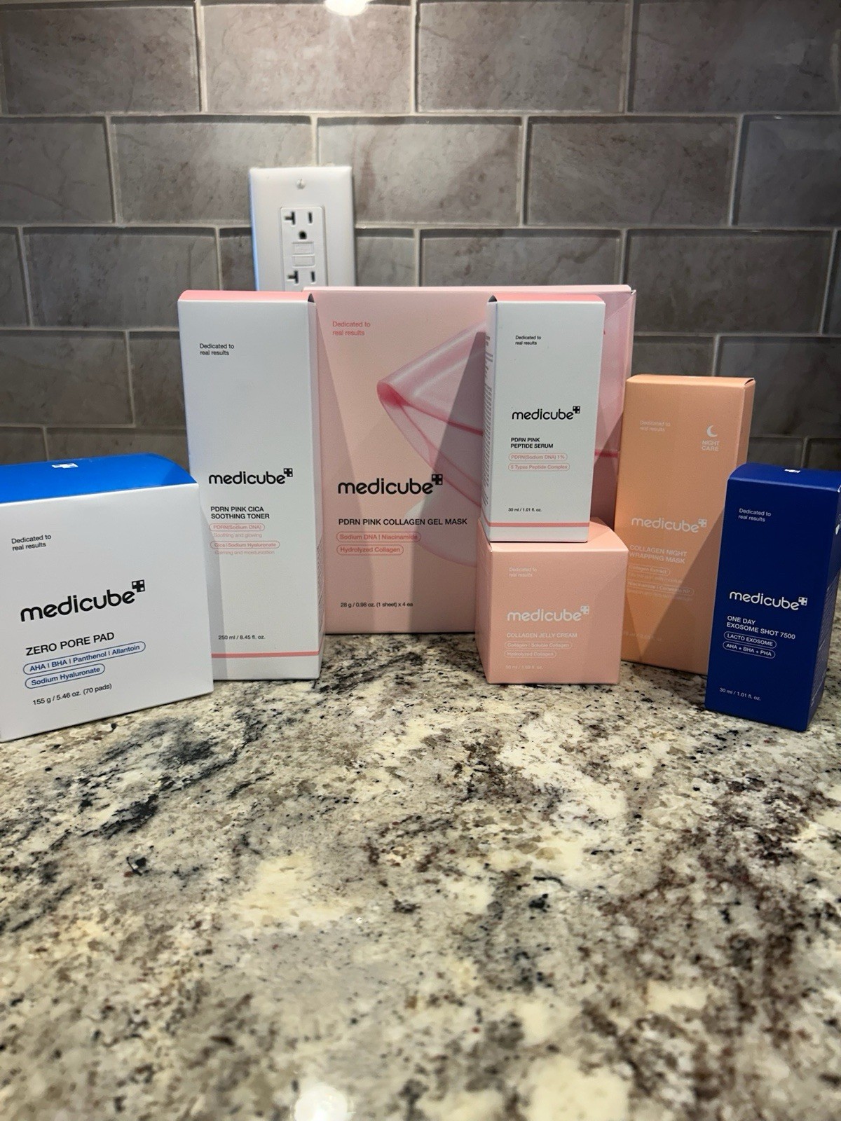 medicube PDRN Pink Collagen Hydrating Skin Care Set for Face