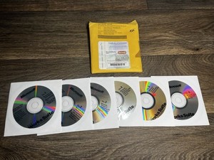 Microsoft Works Suite 2001 (1 User/s) - Full Version for Windows