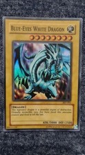Yu-gi-oh! Blue Eyes White Dragon SKE-001 Super Rare 1st Edition NM 8