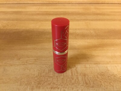 Clinique Dramatically Different Lipstick 25 Angel Red