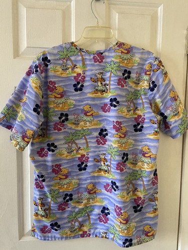 Disney Winnie the Pooh Women's V-Neck Scrub Top Medium- “Hawaiian Dancing “ Exc. - Picture 2 of 10