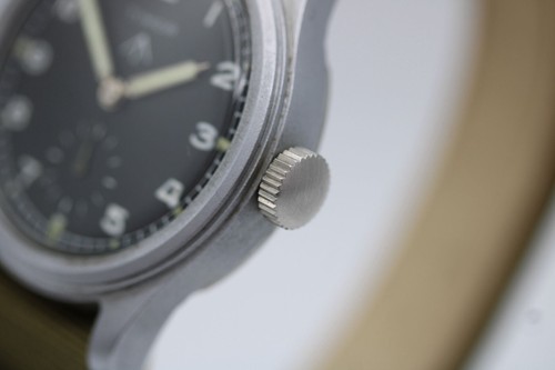 Timor WWW – Dirty Dozen British Military Watch – WW2 Era – Relumed – 36mm - Picture 6 of 8
