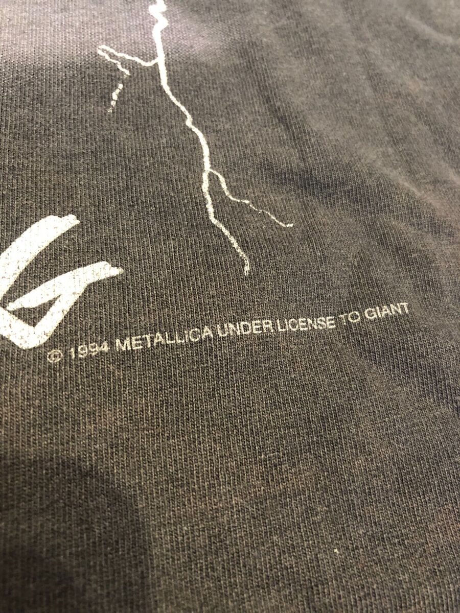 METALLICA VINTAGE 1994 TSHIRT RIDE THE LIGHTNING DOUBLE METALLICA VINTAGE 1994 TSHIRT RIDE THE LIGHTNING DOUBLE