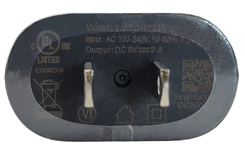 Cargador Nokia OEM YUTCH22TVL (5V-2A) + Dos cables USB (tipo C y Micro B) Foto 2 de 4