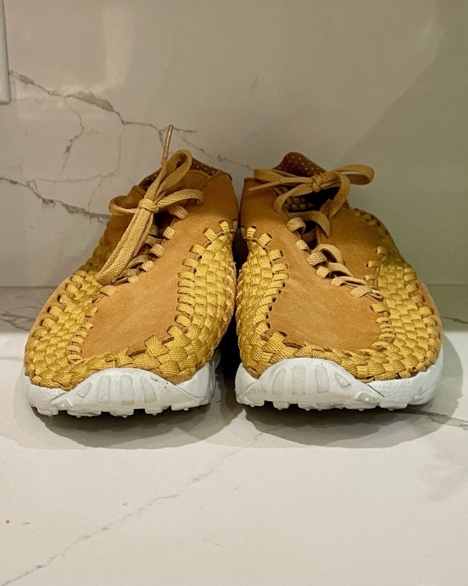 NEW Nike Air Footscape Woven Sneakers Gold 875797-700 Size10.5 New