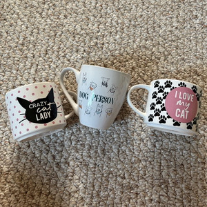 Lot of 3 Ceramic Pet- Themed Mugs