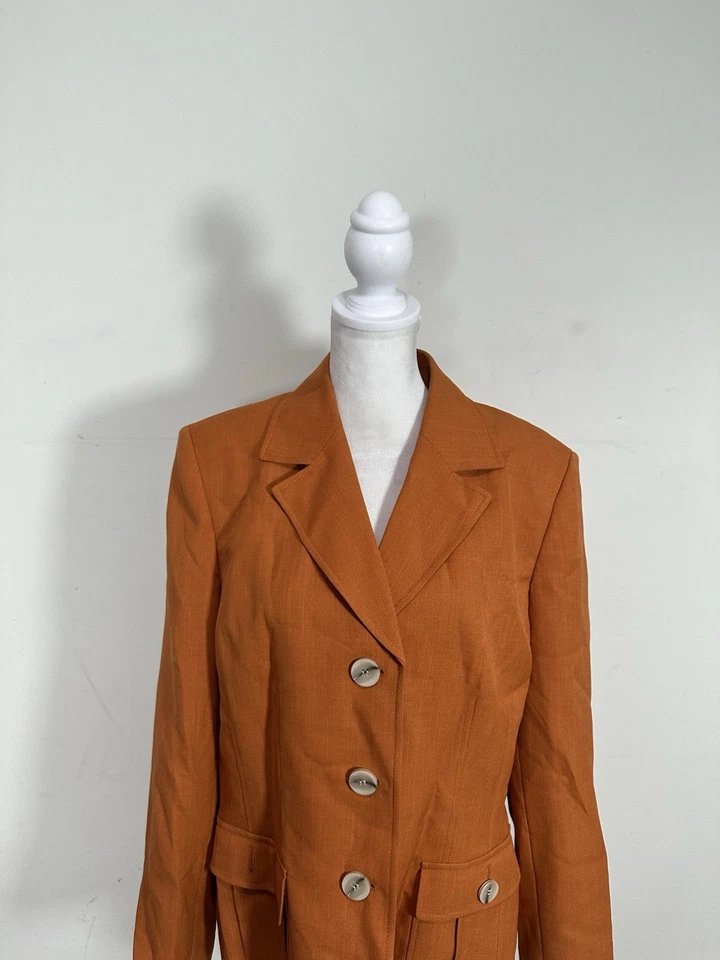Jones Wear Women’s Orange Color Long Sleeve Jacket Size 14  - Image 2 of 4