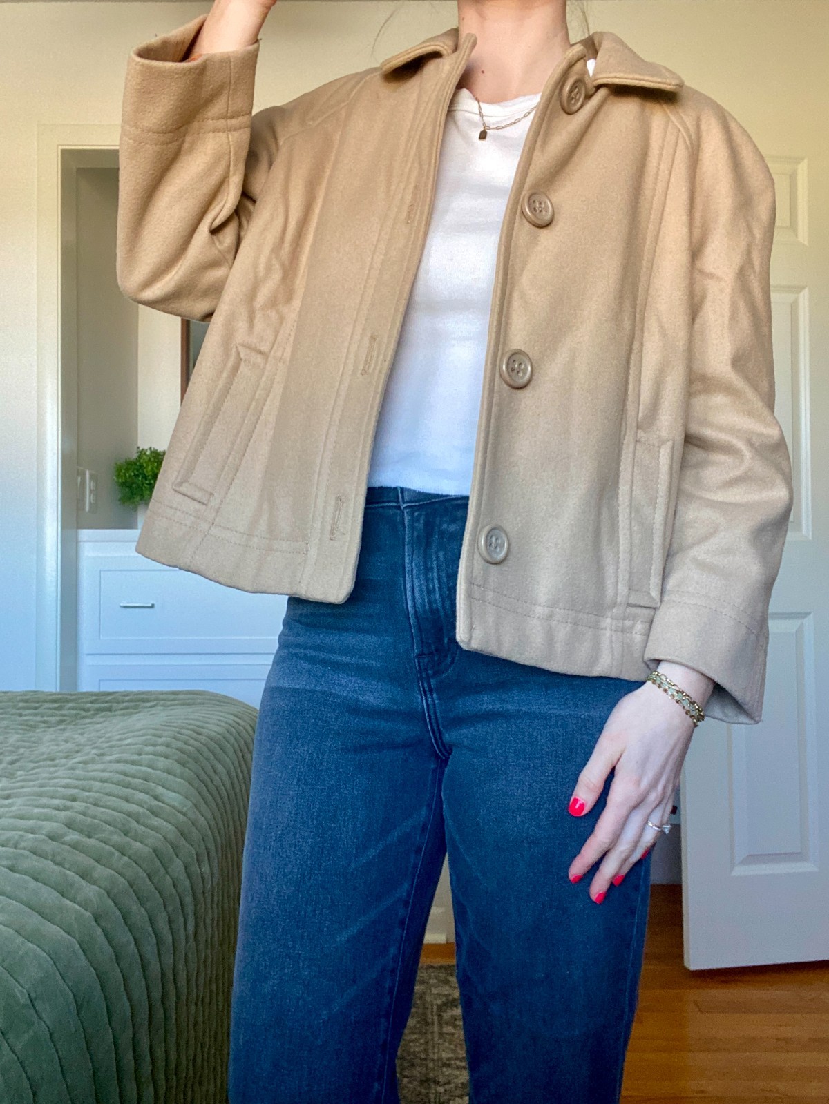 Gap Black Wool Cropped Peacoat Women’s Size Large, Tan, Preppy, Business Casual