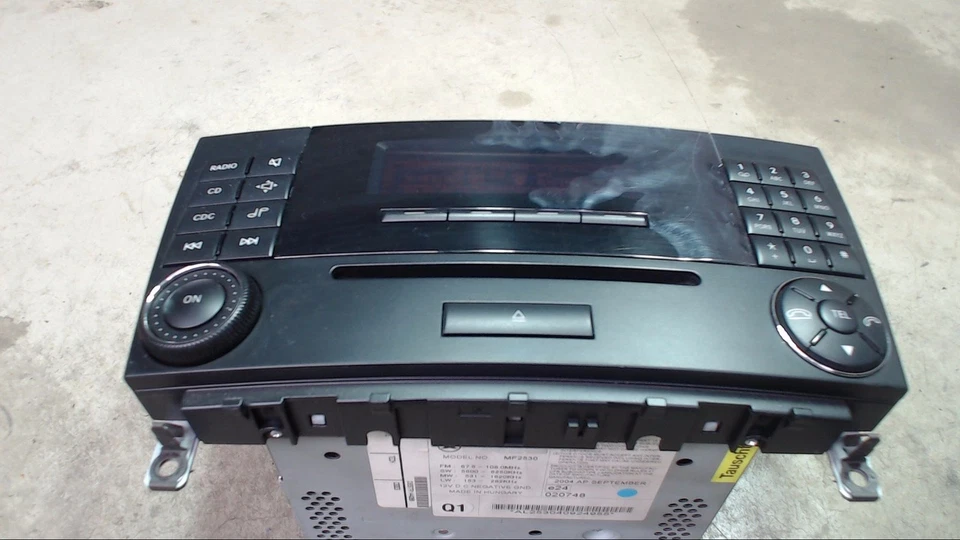 Radio Autoradio Audio CD Bediengerät Multimedia A2038705089 Mercedes-benz C 200 - Bild 2 von 4