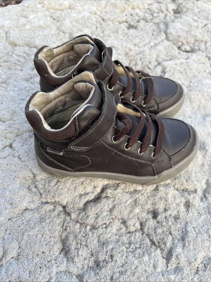 Nueva Zapatilla Pediped Niño Talla US Juvenil/UE 28 Marrón/Gris. Necesito plantillas nuevas Foto 4 de 4
