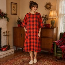 1960s Red Plaid Housecoat, Vintage Tartan Duster Robe, House Coat - M/L
