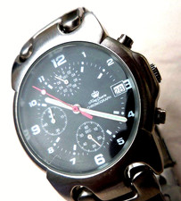 Mtr  CHRONOGRAPHE KING QUARTZ A POUSSOIRS RAPIDES,AU CENTIÈME,DATE,TB FONCTIONS